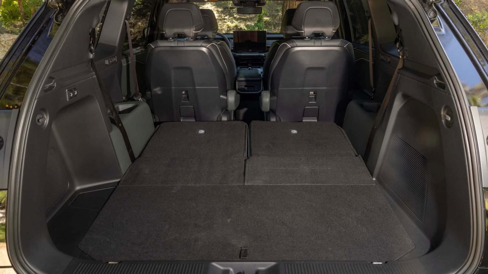 Αυτό είναι το νέο Subaru Getaway με 3 σειρές καθισμάτων και 426 άλογα